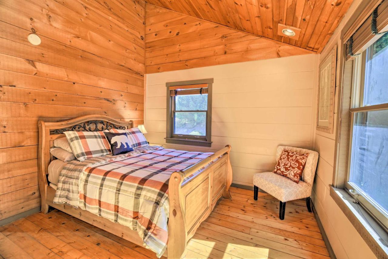 Dog-Friendly Cabin, 9 Mi To Sugar Mountain Resort 班纳埃尔克 外观 照片